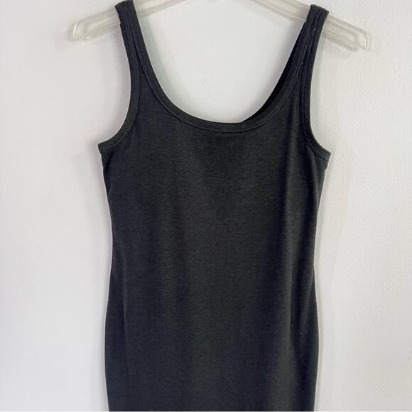 NEW Vuori Halo Essential Heather Black Scoop Neck- Sz S - Picture 5 of 8